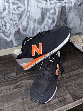 New Balance 515v3 'Black Vibrant Orange MENS SZ 13 2E